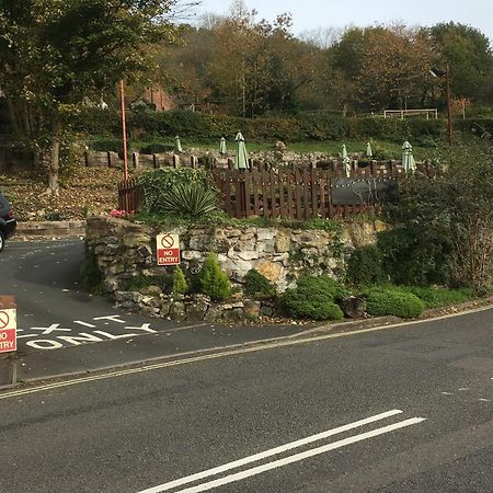 Ye Olde Robin Hood Inn Ironbridge Exterior foto